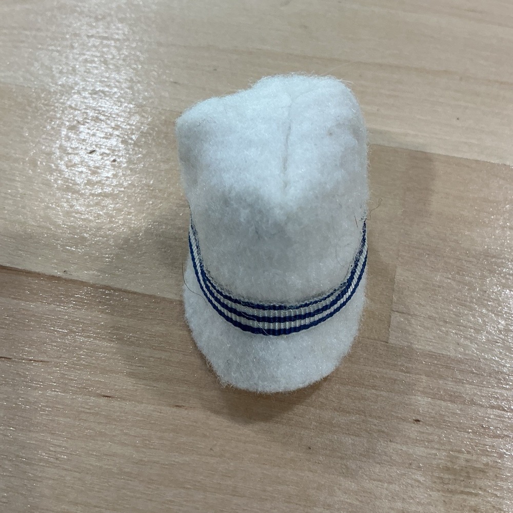 Vintage Barbie Fashion Classics Fun at Mcdonald's #4274 Felt White Hat 1980s - Picture 2 of 4